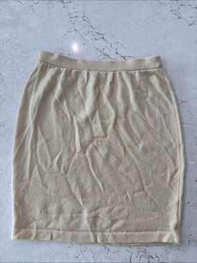 St. John Beige Knit Pencil Skirt Elastic Waist Cream Neutral Size 4